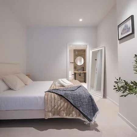 Pm - Loft Espaciosos Estudios Con Terraza Cerca A Artes Y Ciencias Valensiya