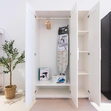 Daire Pm - Loft Espaciosos Estudios Con Terraza Cerca A Artes Y Ciencias
