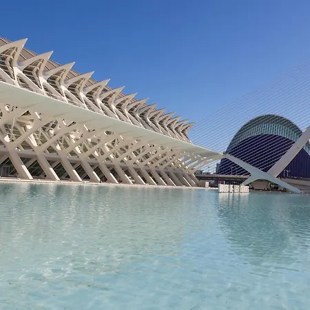 Daire Pm - Loft Espaciosos Estudios Con Terraza Cerca A Artes Y Ciencias Valensiya