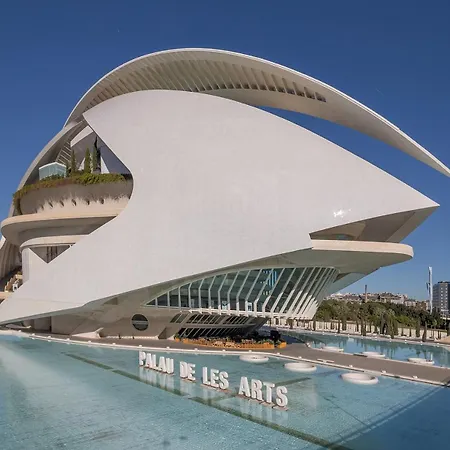 Pm - Loft Espaciosos Estudios Con Terraza Cerca A Artes Y Ciencias
